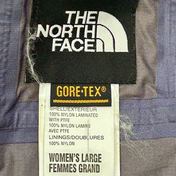 The North Face Women’s GORE-TEX Waterproof Jacket – Size L - Picture 5 of 5
